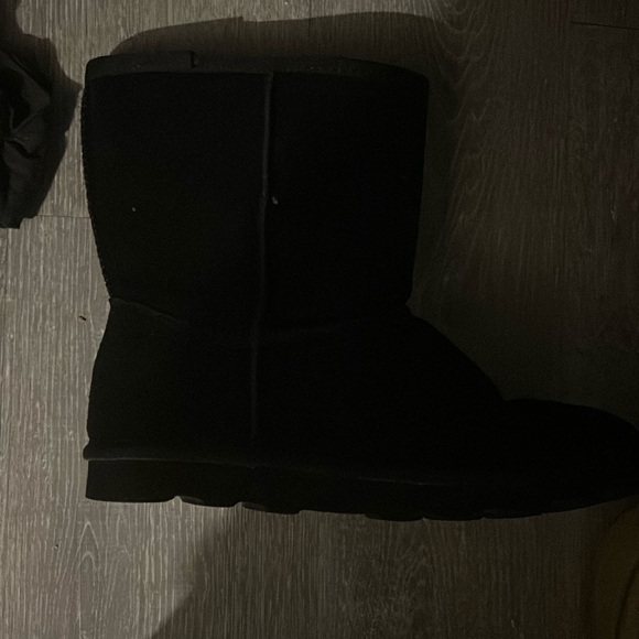 NEW! Grab THESE!! UGG  style CLASSIC BLACK BOOTS SIZE US 5 - Picture 2 of 9